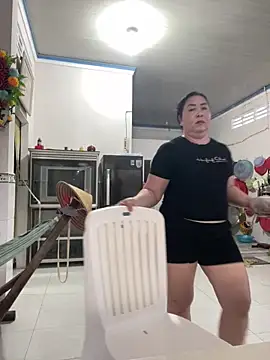 Alinat_'s cam snapshot