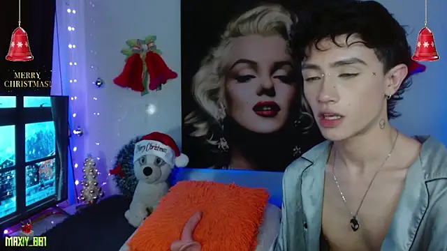 maxiy_001 live sex cam