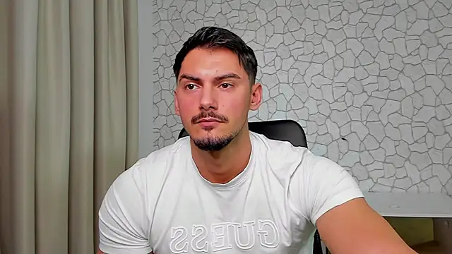 ClintMasters live sex cam