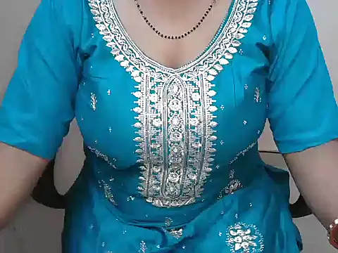 bold_naina's cam snapshot