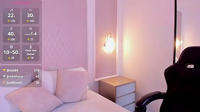 cloee20_'s cam snapshot