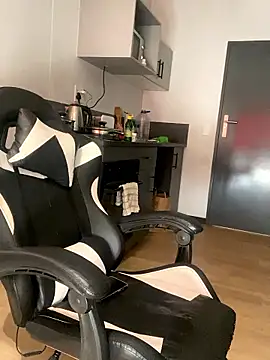 SexyDee025's cam snapshot