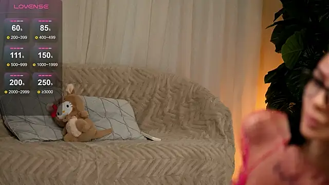 EvaAmanti's cam snapshot