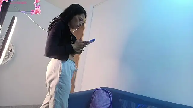 ShaunaDream's cam snapshot