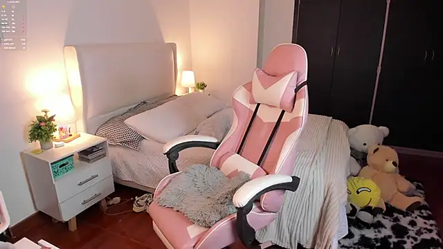 Ainhoads live sex cam