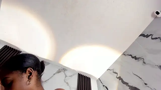 kandy_bronw's cam snapshot