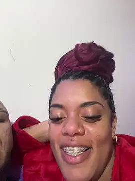 ladyandnikoo live sex cam