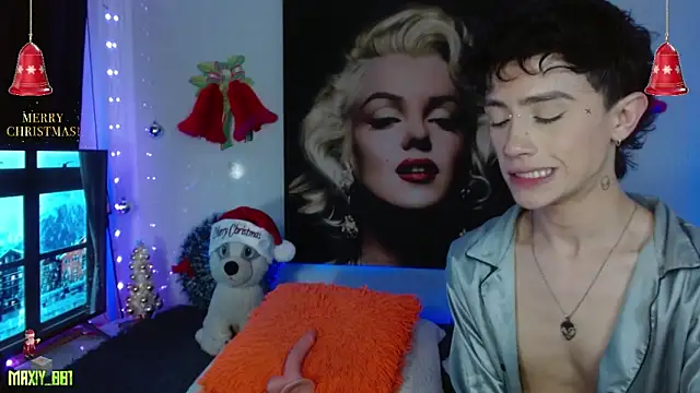 maxiy_001 live sex cam