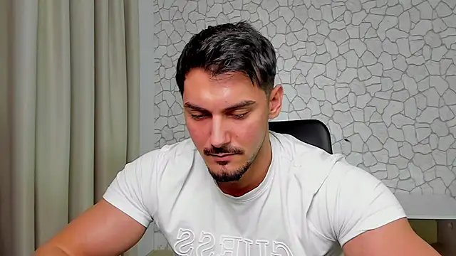 ClintMasters live sex cam