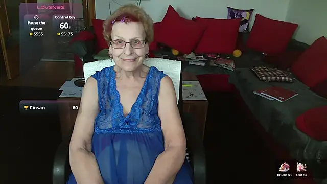 HeisseomaOriginal live sex cam