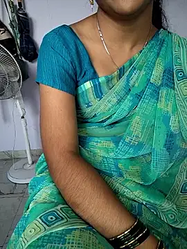 Cute-Telugu-Teacher live sex cam