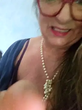 Hot-Muci live sex cam