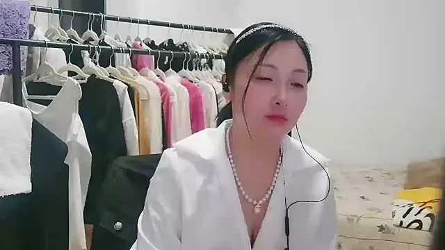 Rachel-6600's cam snapshot