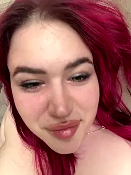 YoungDaria's cam snapshot