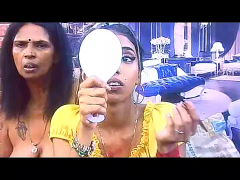 IndianSexySlender live sex cam