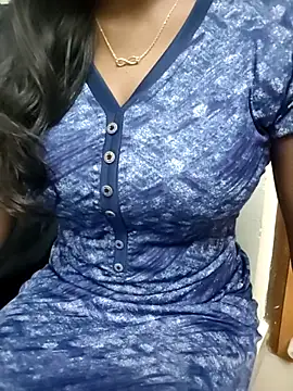 Tamilmallu-duskygirl03's cam snapshot