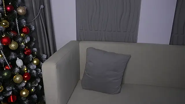 DeliaLoma's cam snapshot