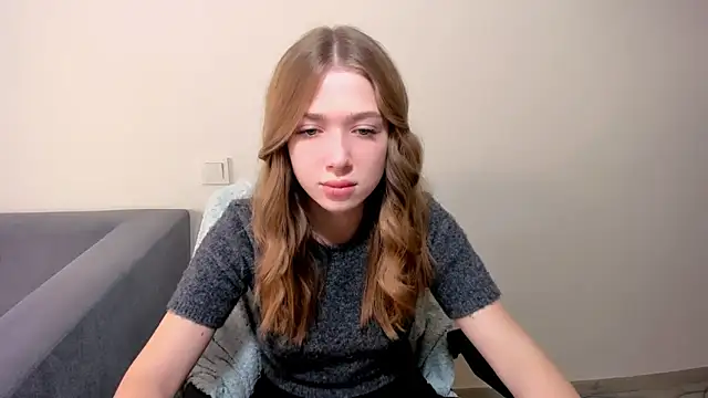 ElleLuv_'s cam snapshot