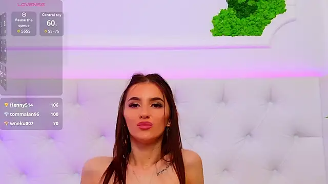 ElisaCharm's cam snapshot