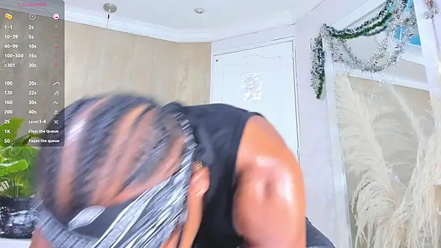 RicoBrown777_'s cam snapshot