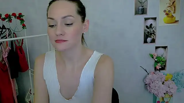 Lina_Star_S's cam snapshot