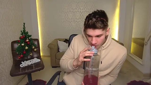 MaxKaiden's cam snapshot