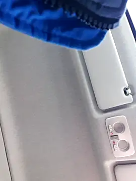 Maurzio@xh live sex cam