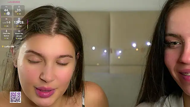 MariDelacure's cam snapshot