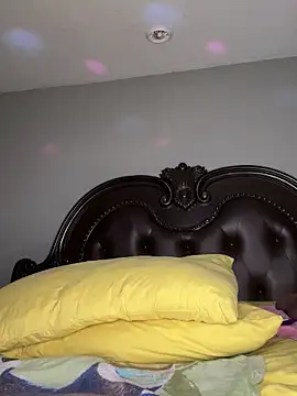 RenaThickAss's cam snapshot