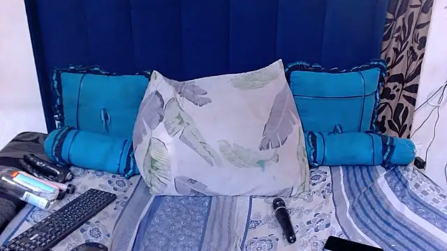 Naughtynatasha24's cam snapshot