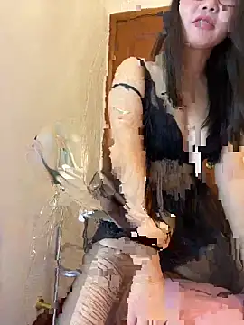 lily-mm's cam snapshot