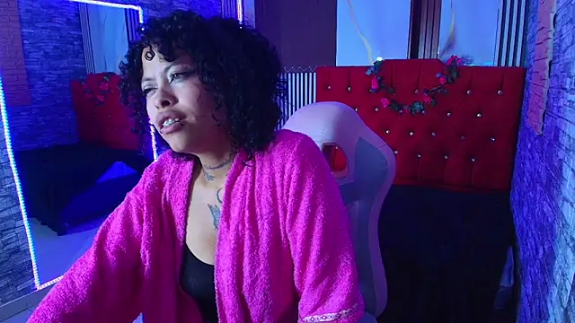 mia_hernnandez's cam snapshot