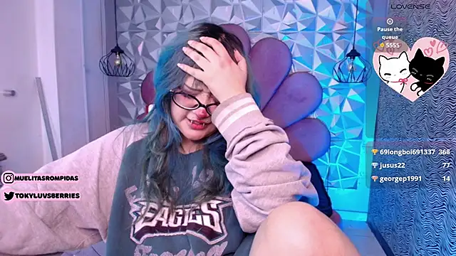 toky_doll's cam snapshot