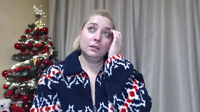 sweetpussy13's cam snapshot