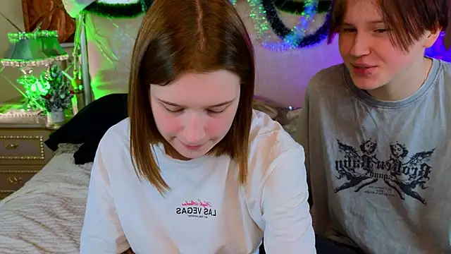 Girls_Fingers live sex cam