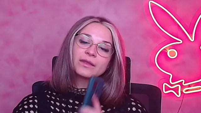 Melodie_Aster's cam snapshot