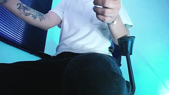 zacwatson_ live sex cam