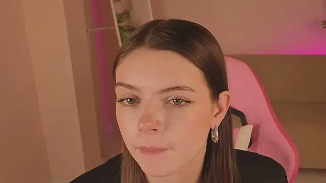 Ellya_me's cam snapshot