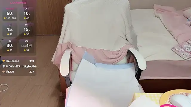 Xiner1177 live sex cam