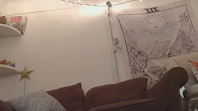 ticklemepinkk's cam snapshot