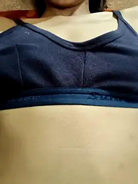 Honey_lily-93's cam snapshot