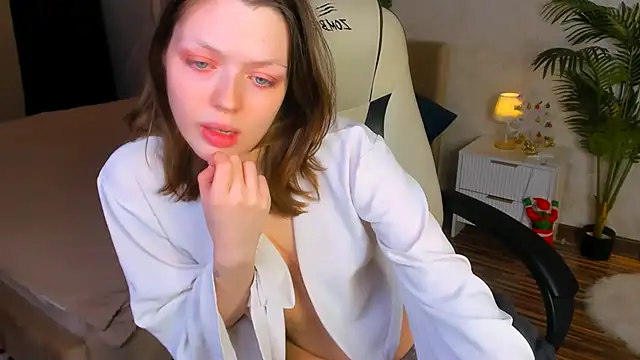 Lunar_Lily live sex cam
