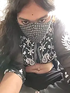 Cut_madhuri's cam snapshot