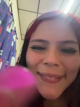 Chloemercury's cam snapshot