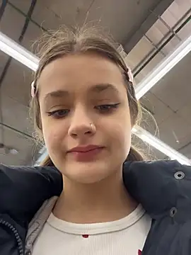 KittyQueeny's cam snapshot