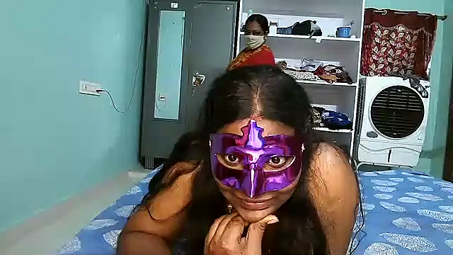 Honey__baby_'s cam snapshot