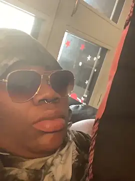 NYRIELLE's cam snapshot