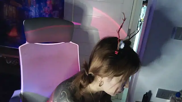 TattooedTemptation88's cam snapshot