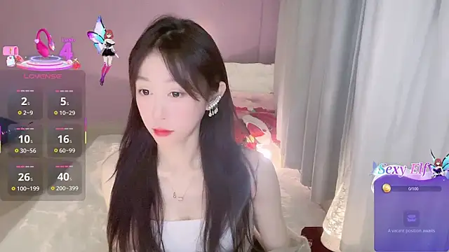 Fayebae_11's cam snapshot