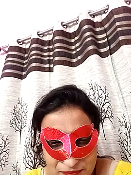 Gullapi live sex cam